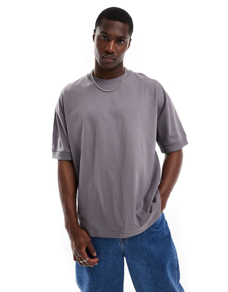 

Темно-серая тяжелая футболка оверсайз ASOS DESIGN