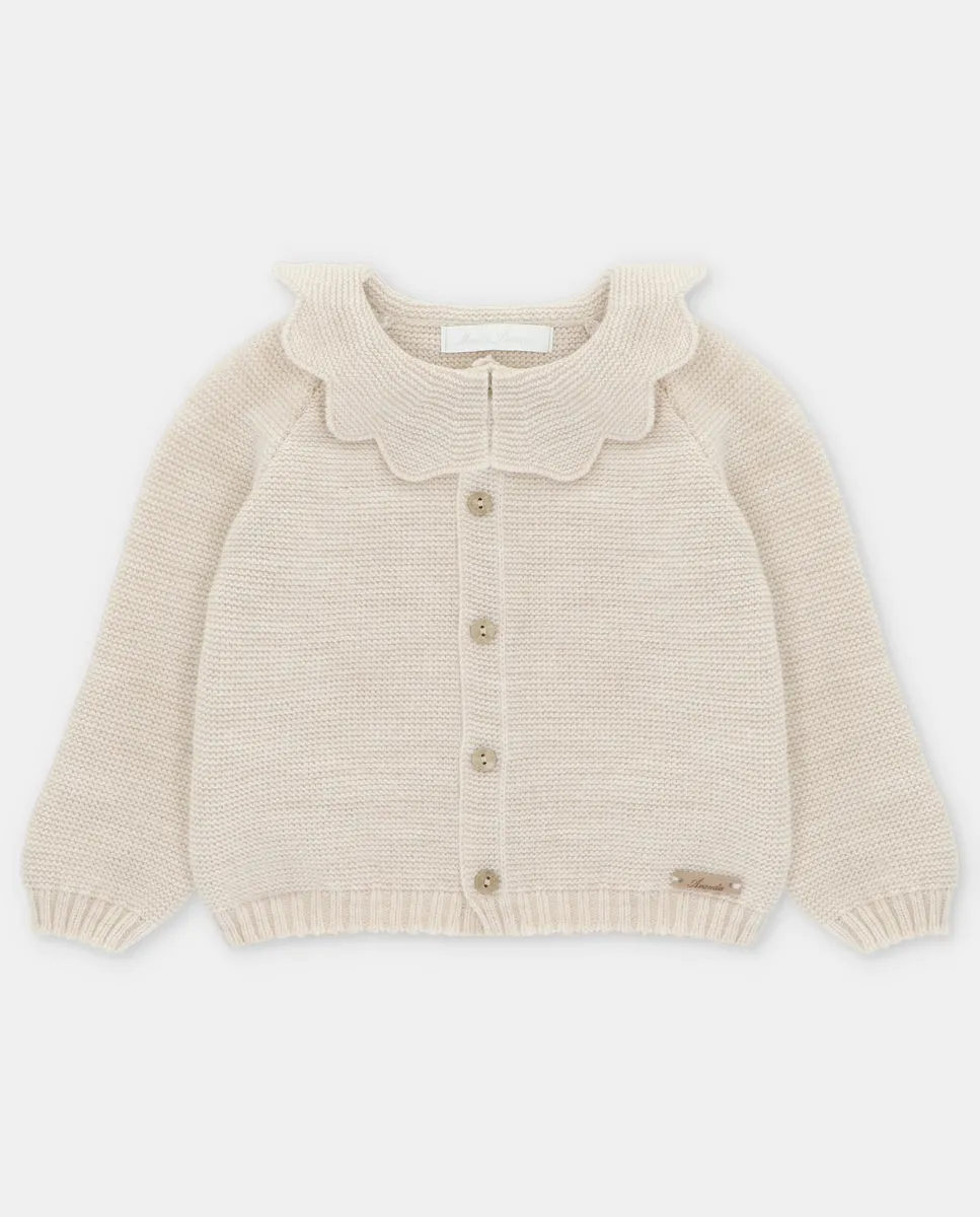 

Вязаная детская куртка с оборкой на воротнике песочного цвета Martín Aranda