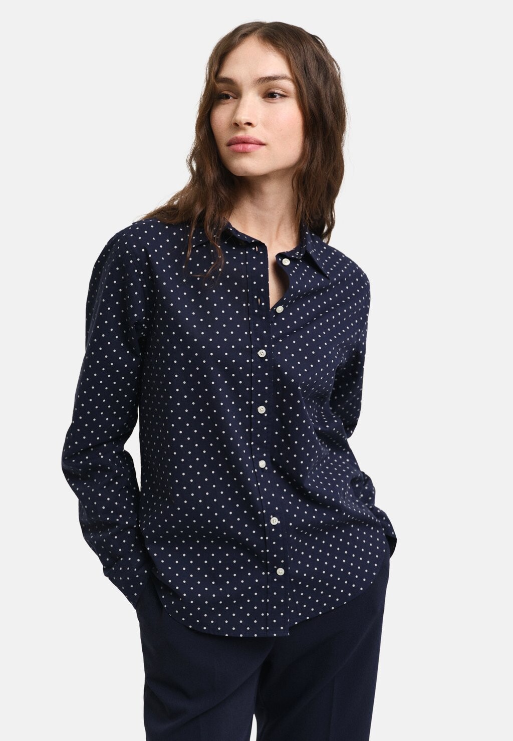 

Блузка на пуговицах REGULAR FIT DOT VOILE GANT, темно-синий