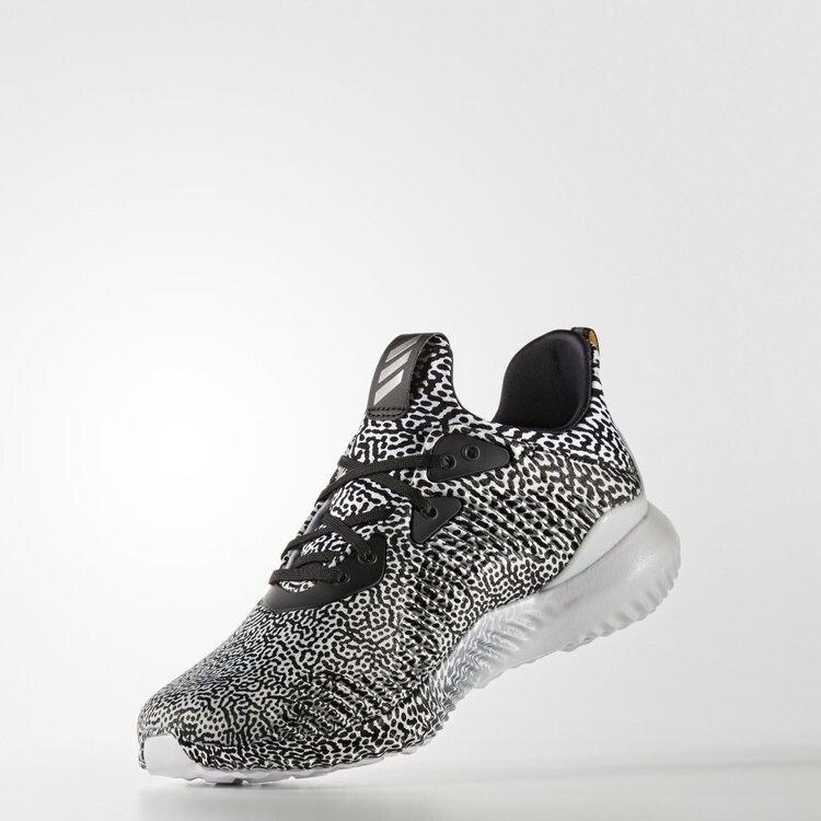 Кроссовки Adidas Wmns Alphabounce 'Motion Capture', черный — фото 2