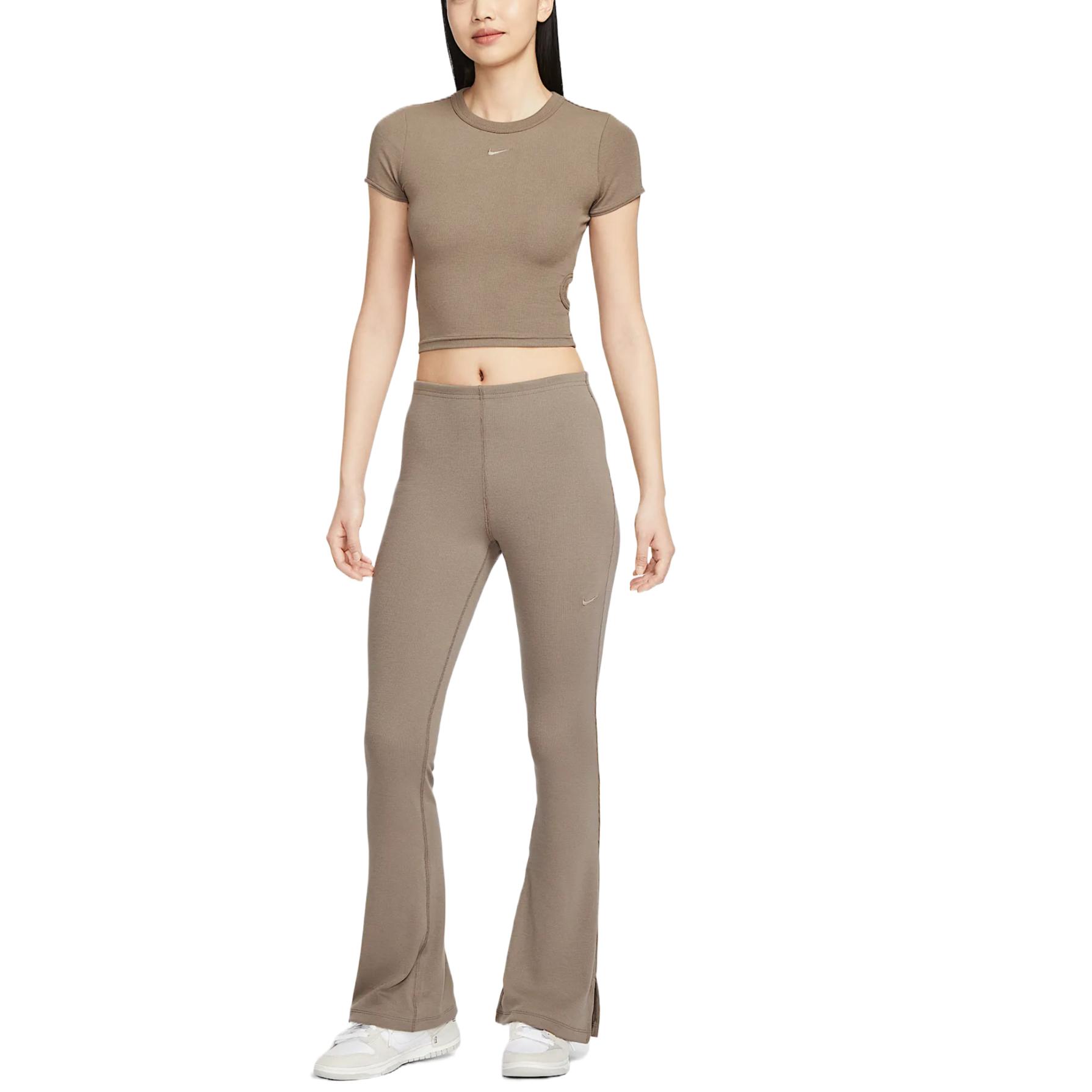Nike Футболка Sportswear Regular женская Mink Brown — фото 3