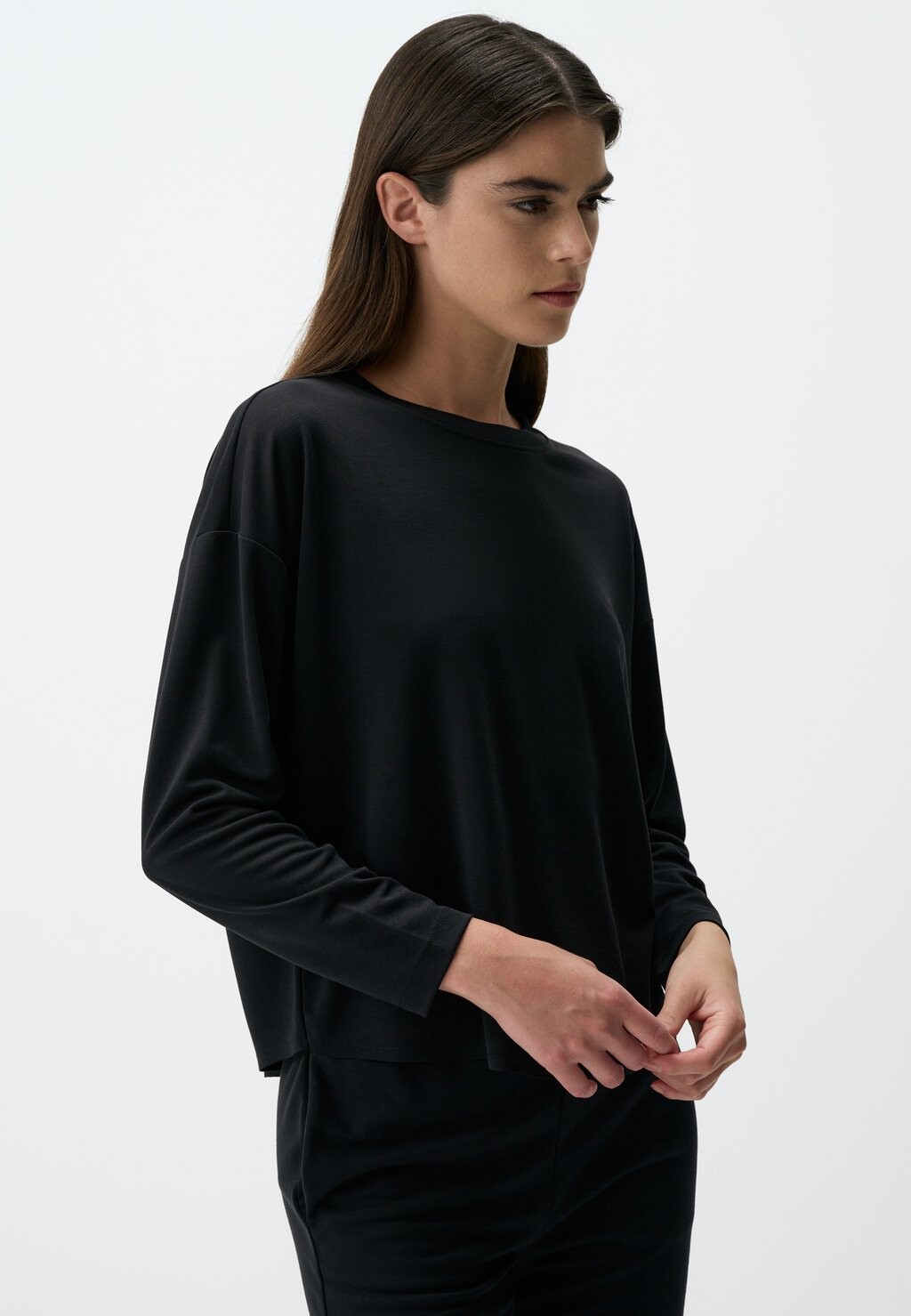 

Топ с длинными рукавами LOOSE FIT CREW NECK Jimmy Key, черный