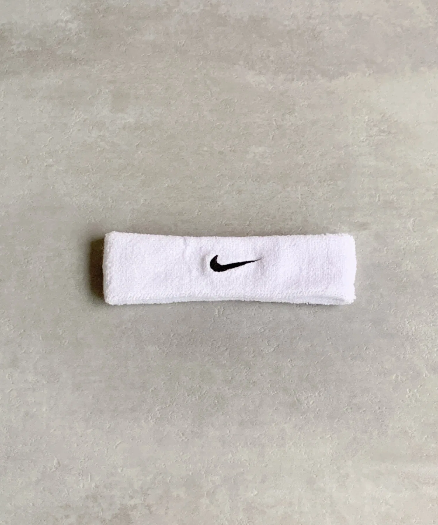 NIKE (Nike) / Повязка на голову с вышитым логотипом Swoosh — фото 4