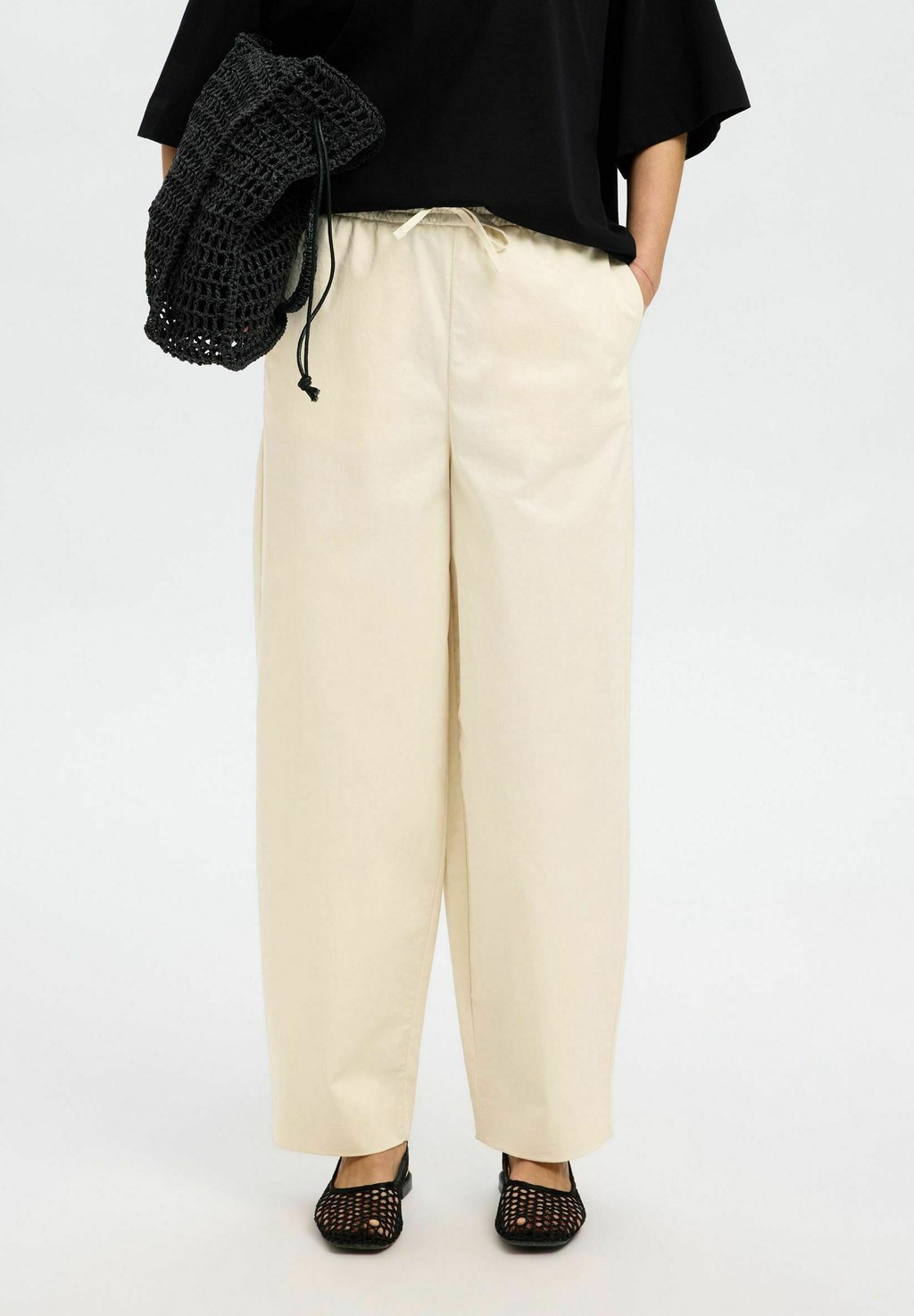 

Брюки BARREL FIT Selected Femme, белый