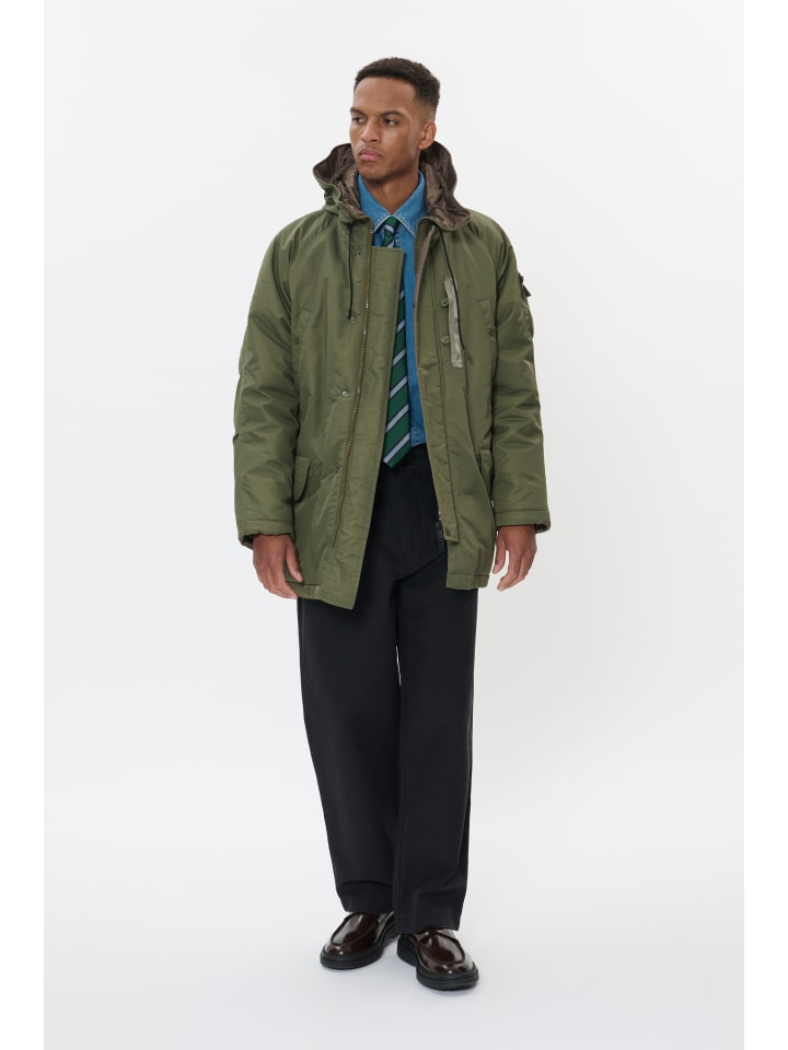 

Куртка MAbarnbow, прямого кроя, цвет Оливковая ночь Matinique