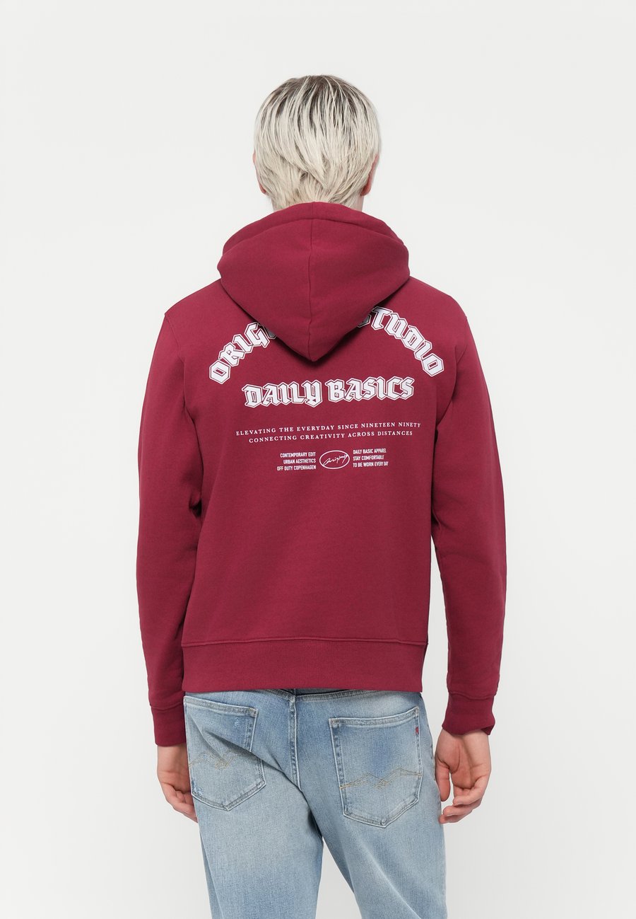 

Толстовка Jack & Jones JORMEADOWS HOOD, Tibetan Red/Red, Красный, Толстовка Jack & Jones JORMEADOWS HOOD, Tibetan Red/Red