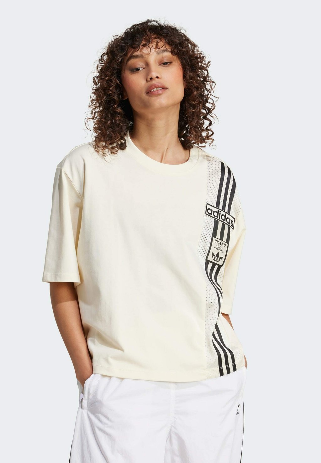 

Футболка с принтом BREAK adidas Originals, белый