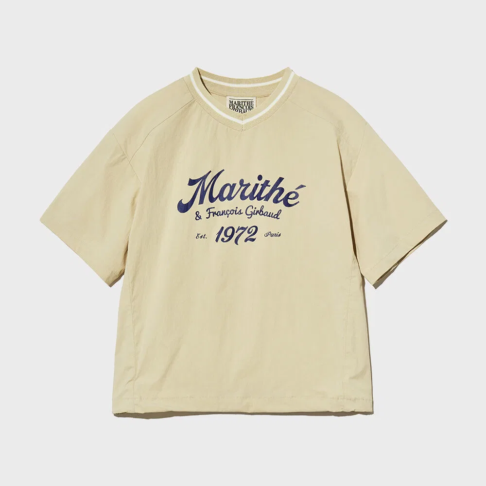 Детская нейлоновая футболка светло-бежевого цвета от Marithé Kids — фото 2