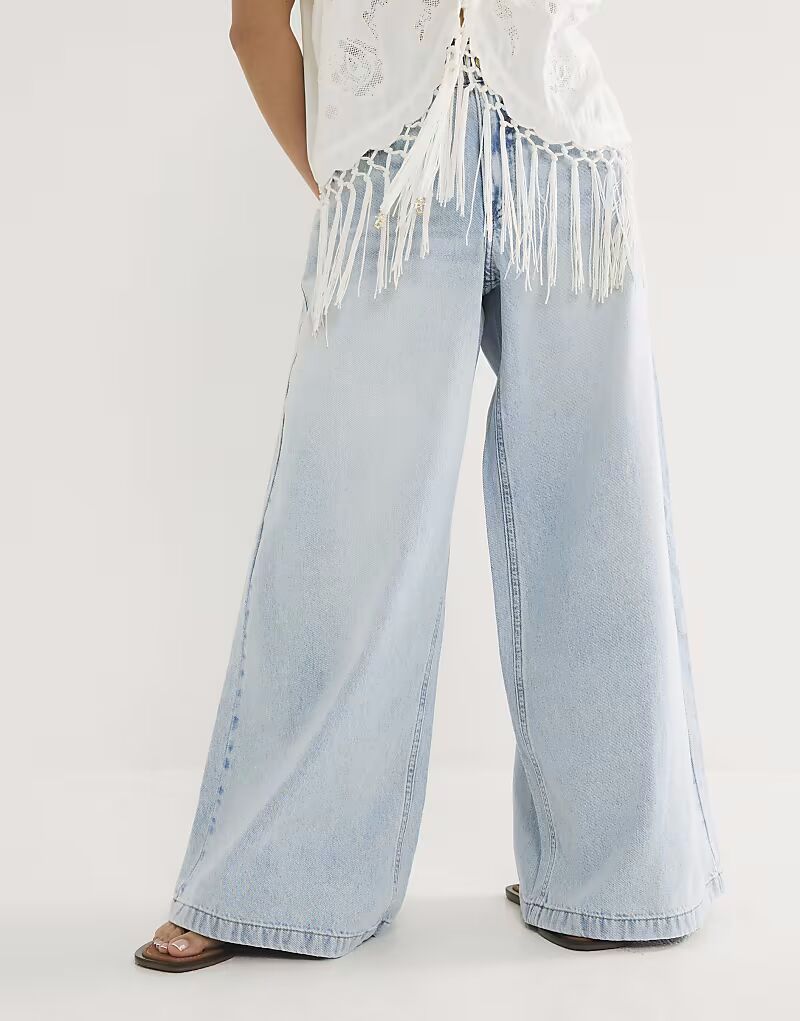 

Джинсы River Island Petite Petite с низкой посадкой, мешковатые, из денима - светлые