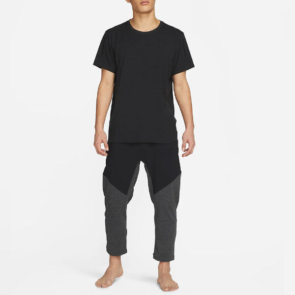 Футболка Nike Yoga Dri-Fit Solid Color Round Neck Short Sleeve Black, мультиколор — фото 2