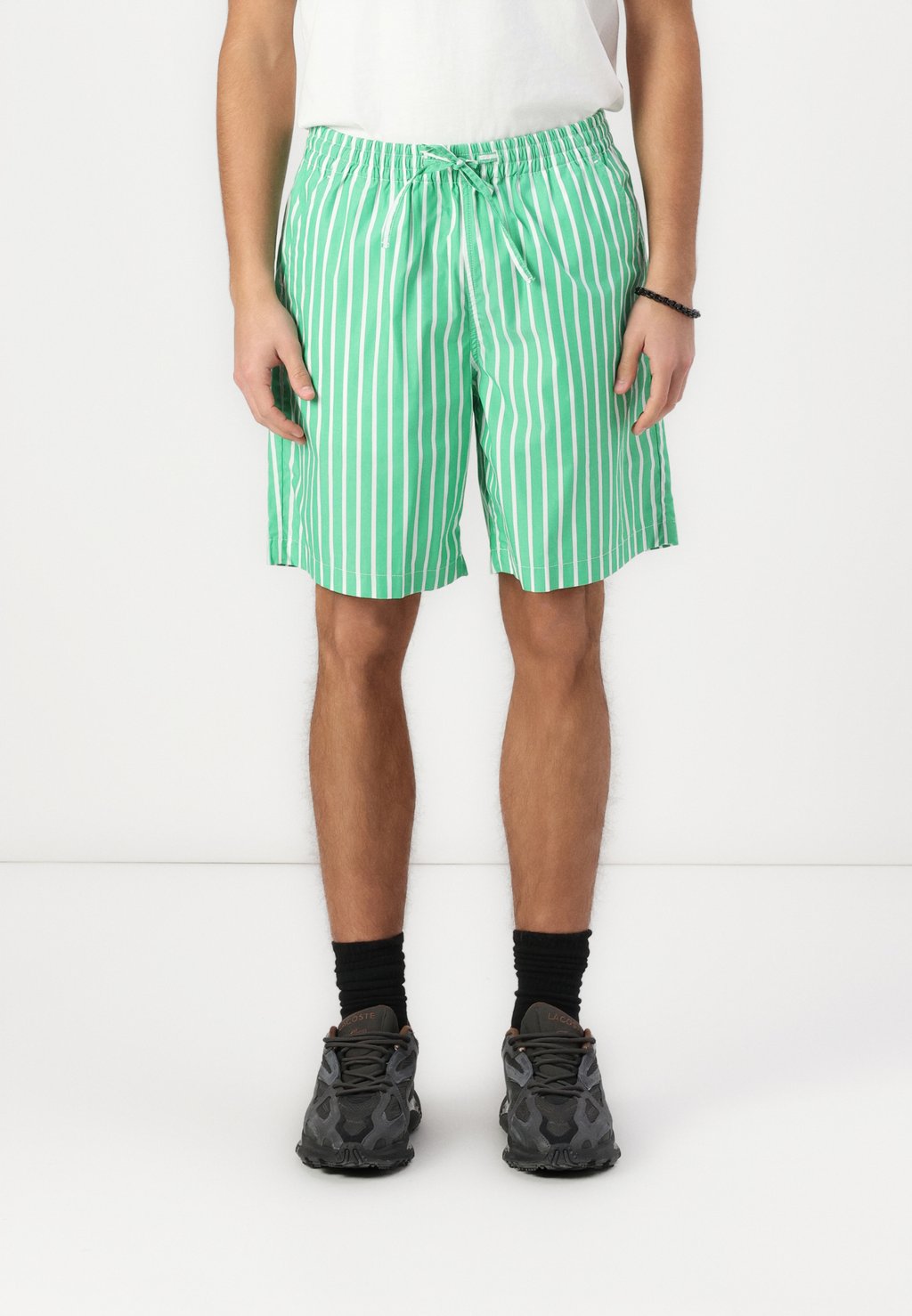 

Шорты Lacoste, зеленый