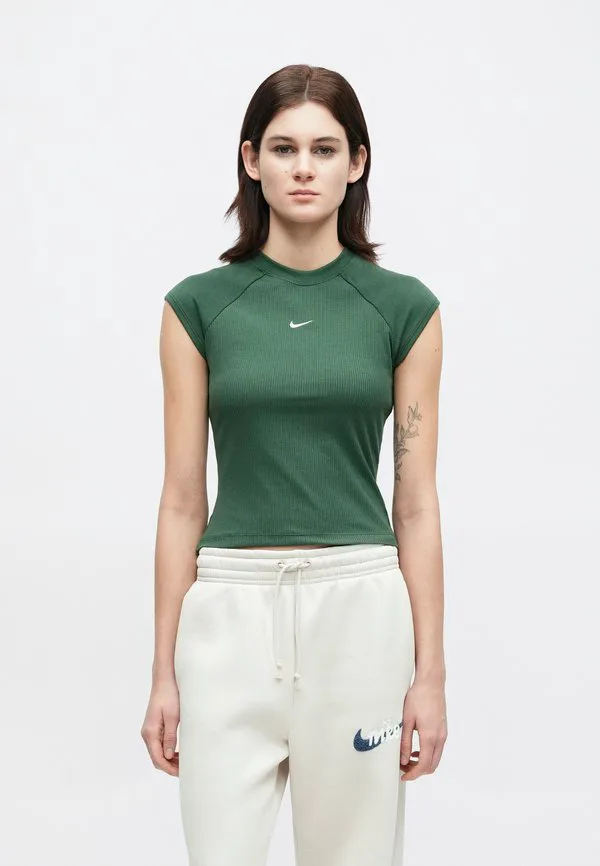 Простая футболка в стиле "child" Nike Sportswear, Fir/Sail — фото 4