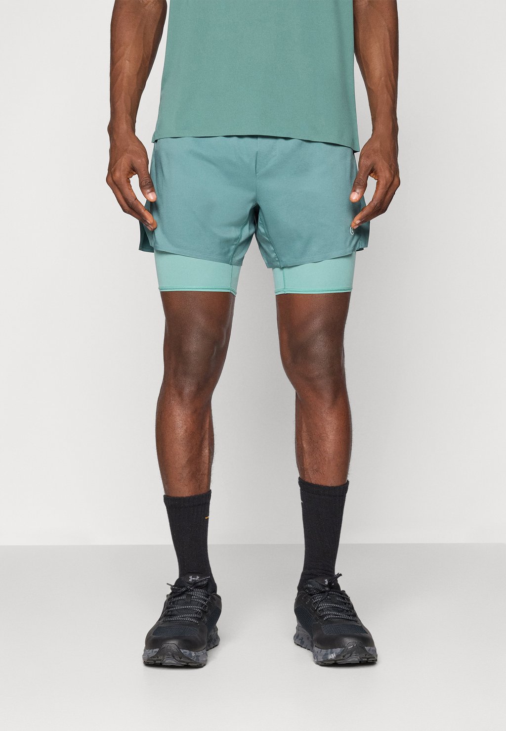 

Спортивные шорты M DLYSHORT 5'' Ciele, темно-зеленый