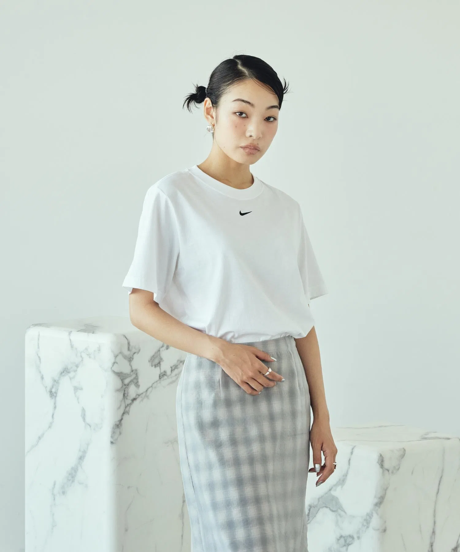 Женская футболка Nike Sportswear