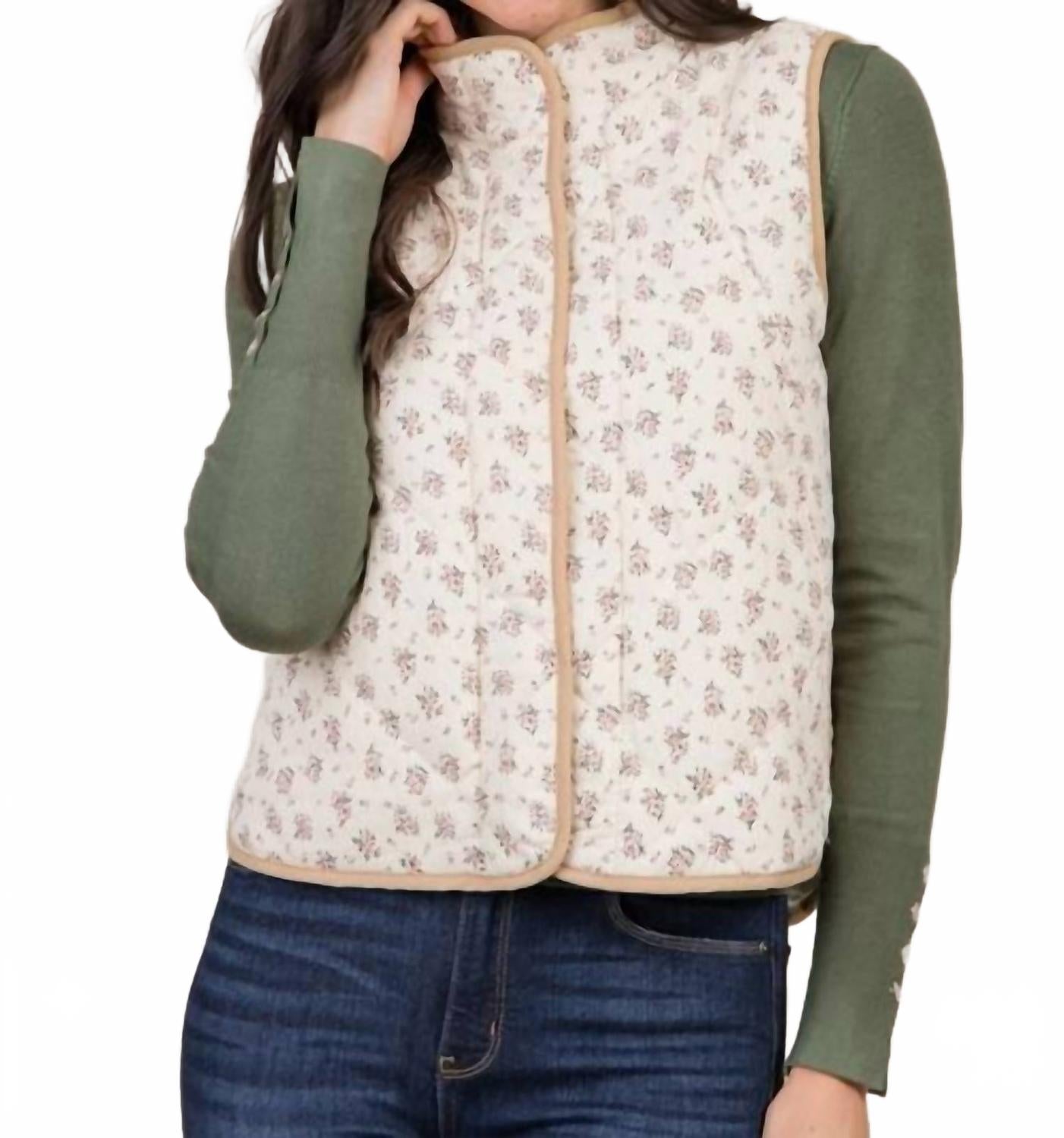 

SHE + SKY Стеганый жилет с цветочным принтом, бежевый