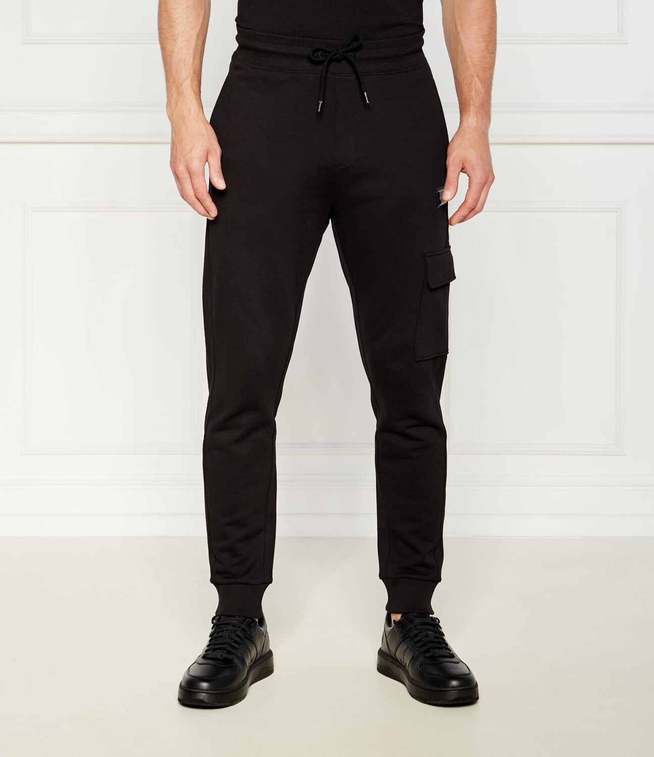 

Спортивные брюки HUGO Dwellrom Regular Fit, черный