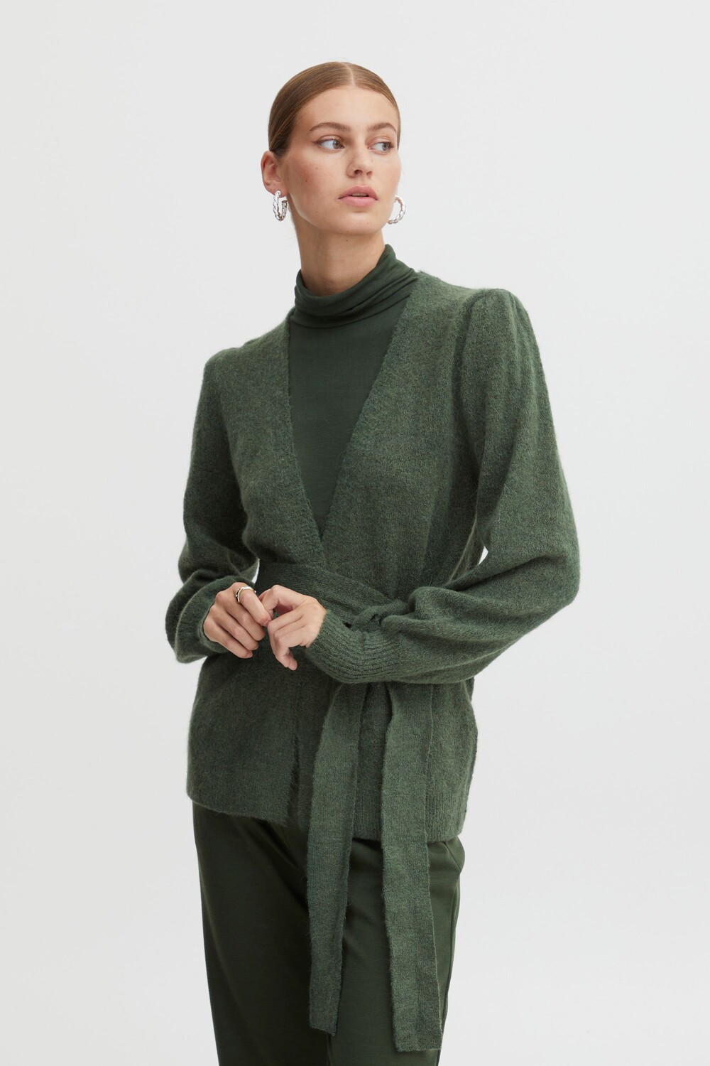 

Кардиган ICHI Strickjacke IHKAMARA CA 20115023, зеленый