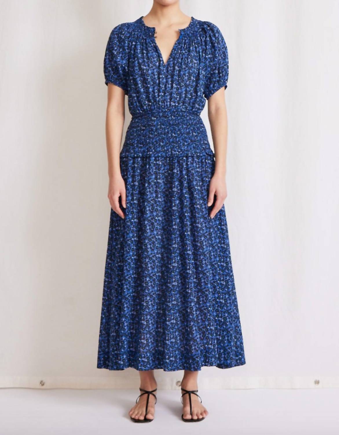 

Платье макси Esparta в цвете Spagliato Floral Blue APIECE APART