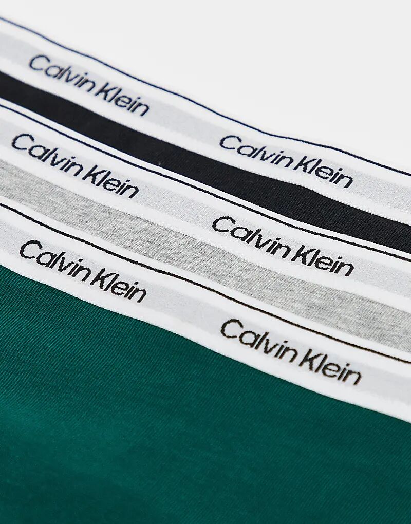 Комплект из 3 трусиков-стрингов Calvin Klein Icon Logo черного/серого/зеленого цветов — фото 2