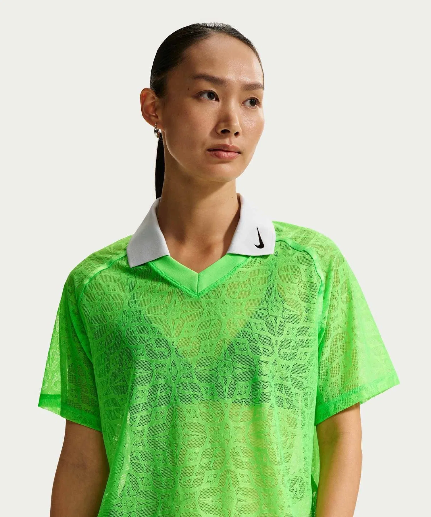 Женская свободная кружевная футболка-поло Nike Sportswear IF0521-398 Green Strike