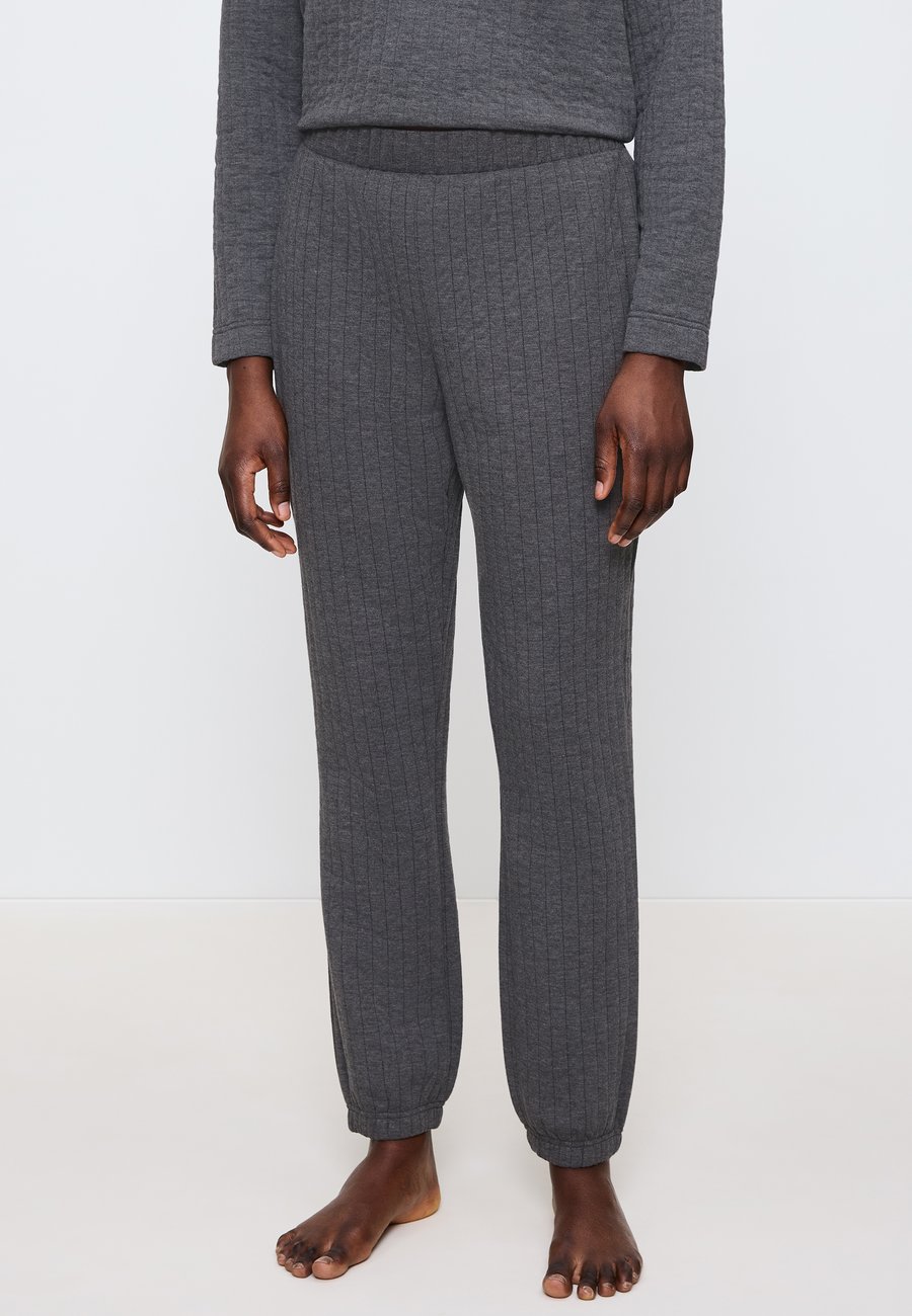 

Пижамные брюки Triumph COZY COMFORT QUILTED, Dark Grey Melange/Mottled Dark Grey