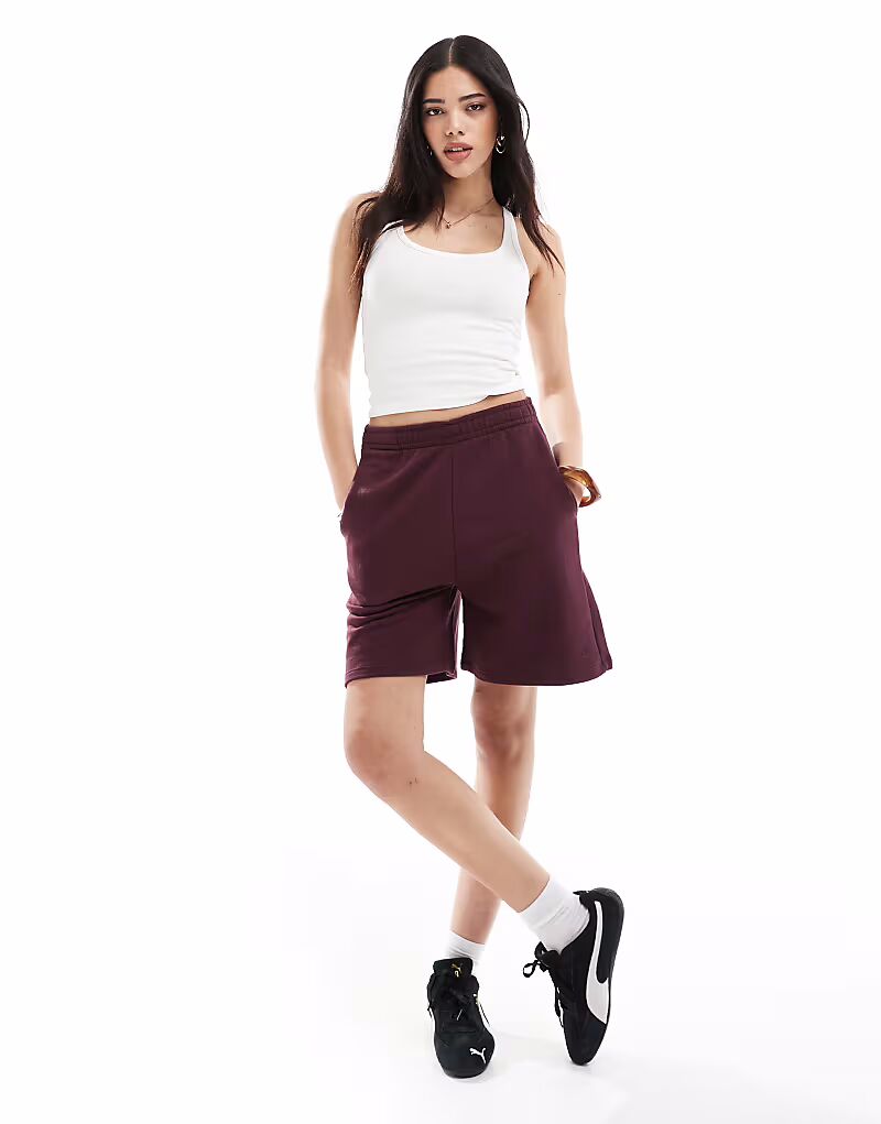 

Длинные спортивные шорты Bershka бордового цвета