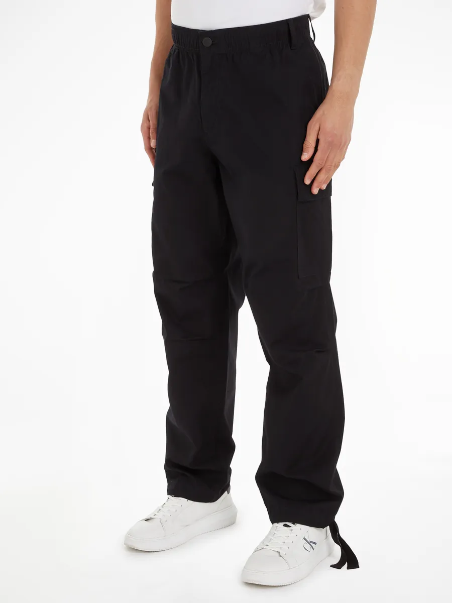 

Брюки-карго Calvin Klein Jeans "ESSENTIAL REGULAR CARGO PANT", черный