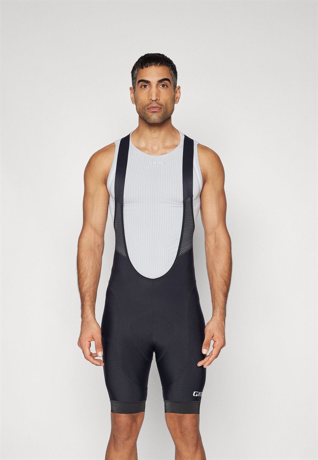 

Шорты CHRONO EXPERT BIB SHORT Giro, черный