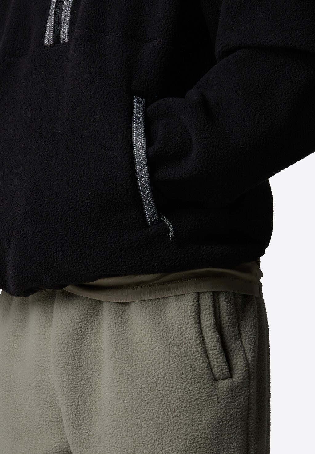

Флисовый джемпер TNF FLEESKI The North Face, черный металлик