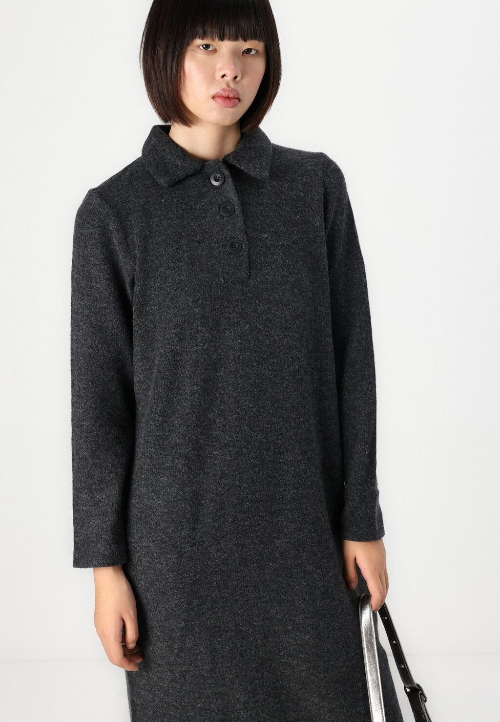 

Платье-джемпер VMEBBA CALF DRESS Vero Moda, черный