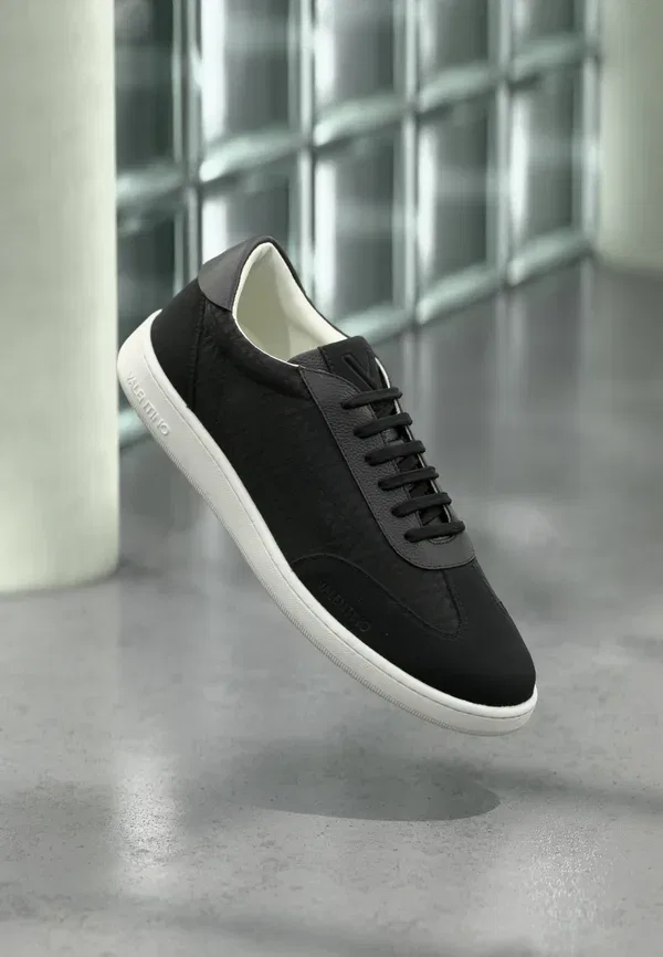 Кроссовки Valentino Radius, черный