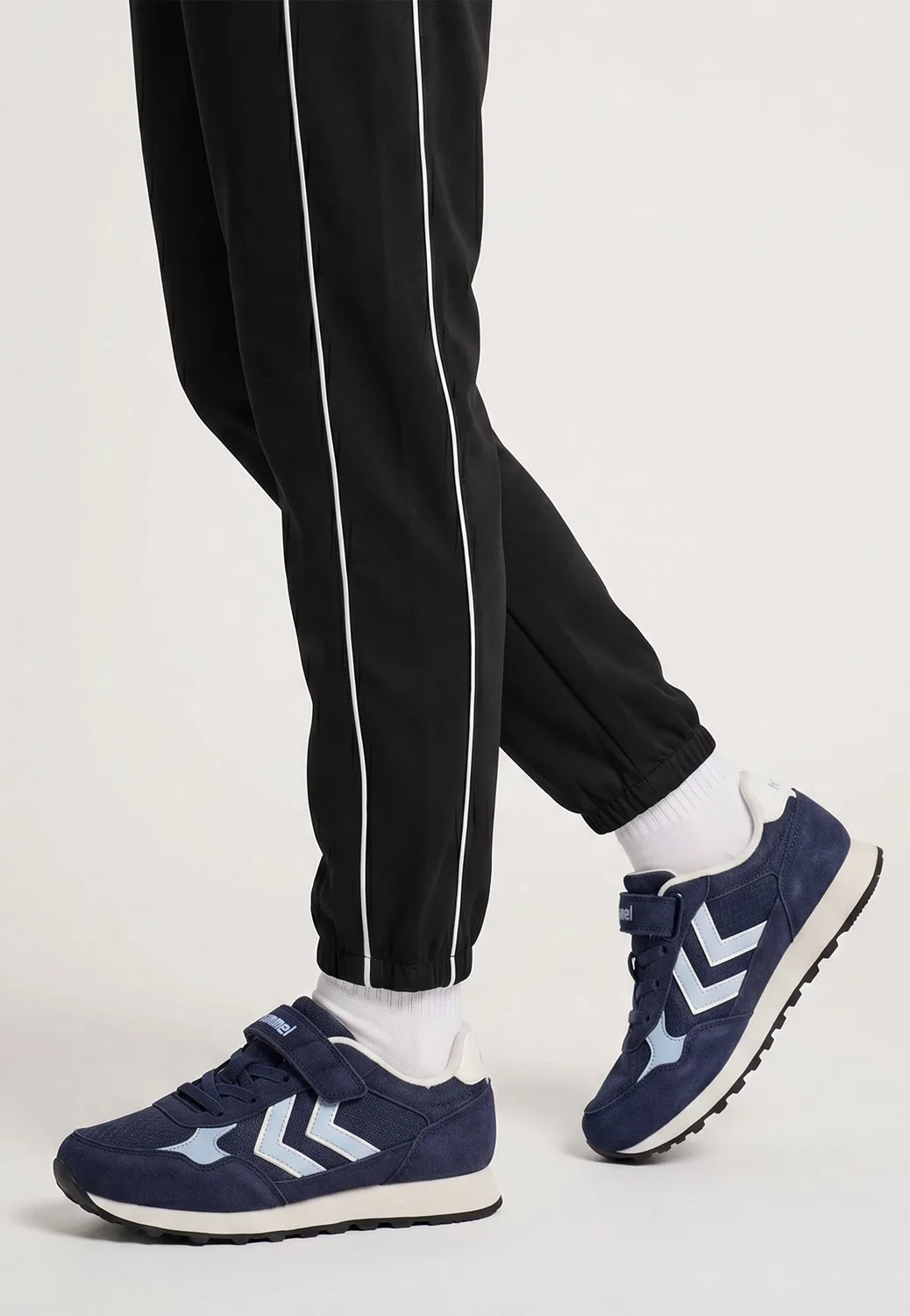 Кроссовки детские с липучкой Hummel BLACK IRIS