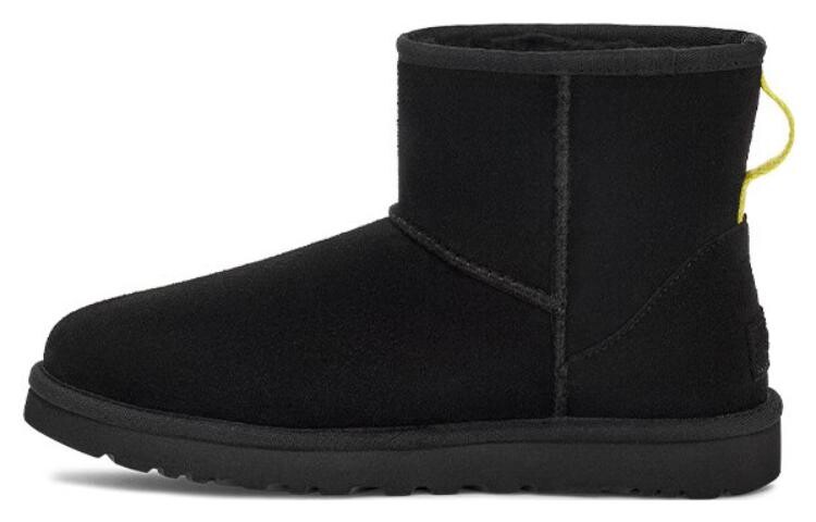 Ботинки зимние женские UGG Classic Mini, черный