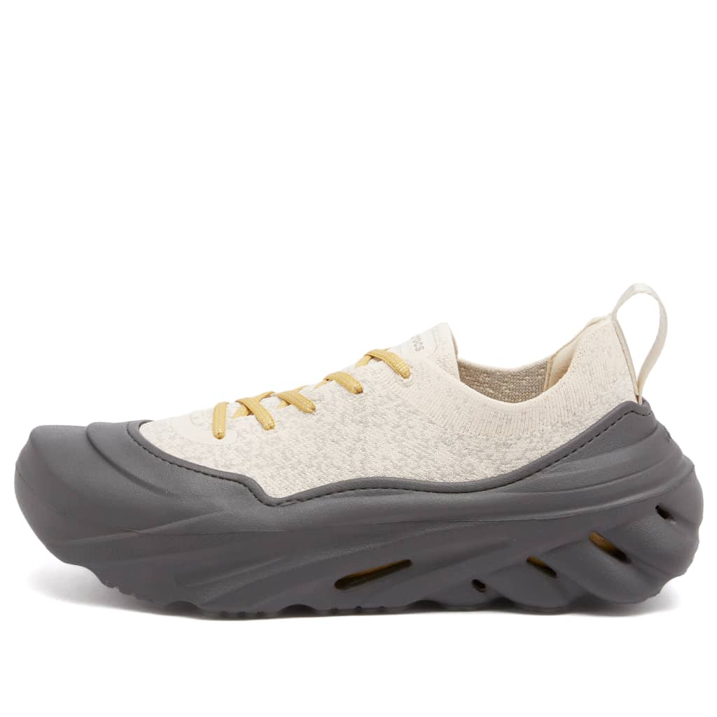 

Кроссовки Echo surge Crocs, цвет almond tint