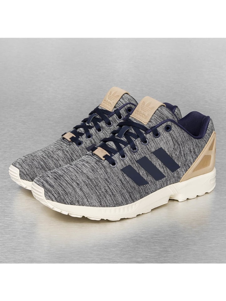 

Кроссовки на шнуровке adidas, цвет navy/pale nude