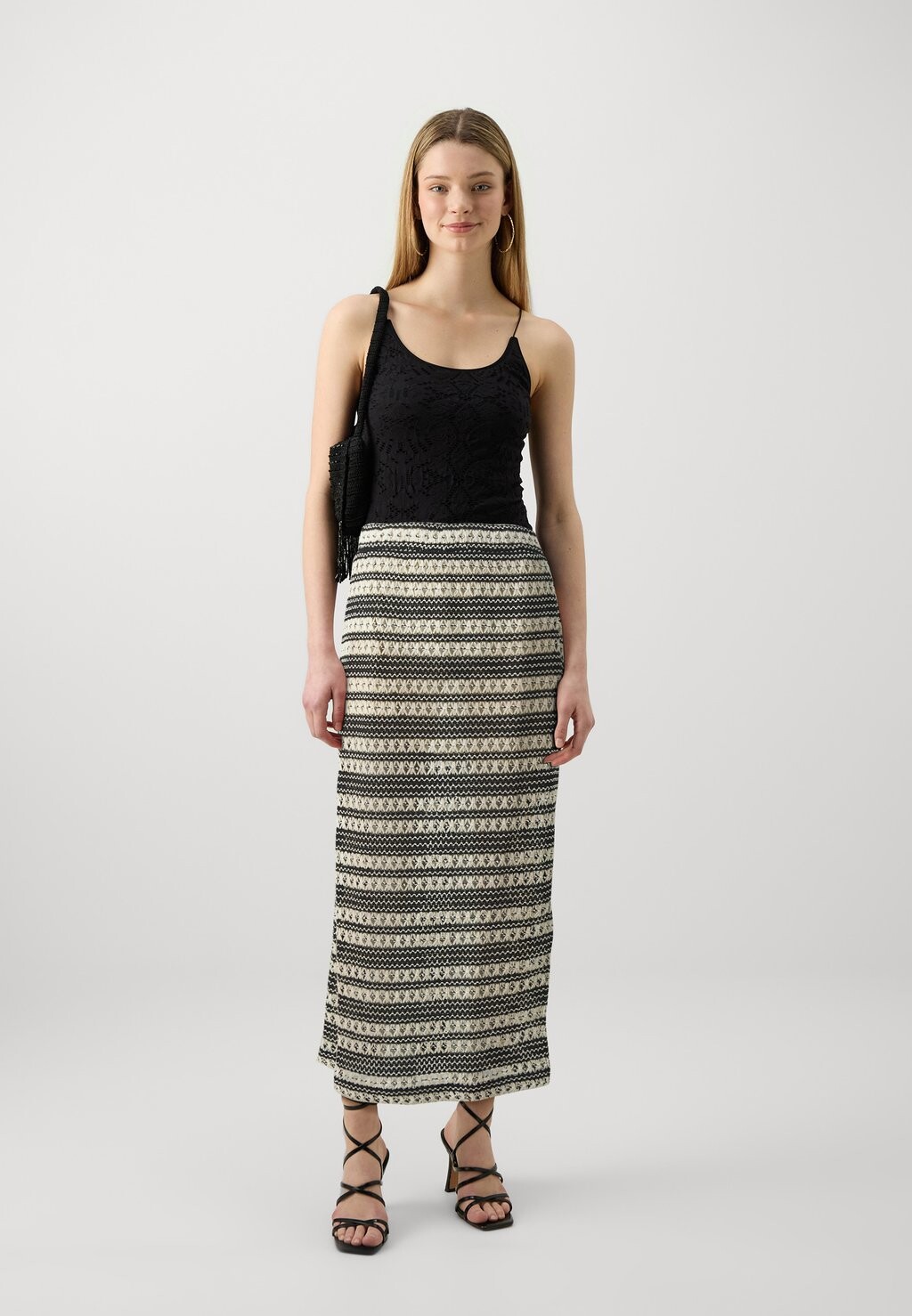 

Юбка макси Objarthine Skirt Object, черный/песочный