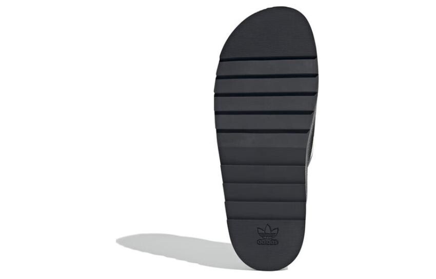 Слипоны-дутики adidas Originals Puffylette Lifestyle (унисекс) — фото 3