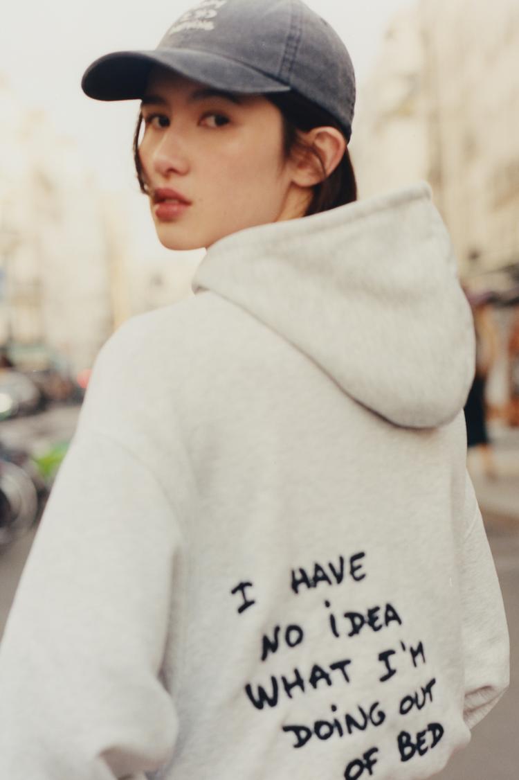 

Томас Лелу кепка Pull And Bear, черный