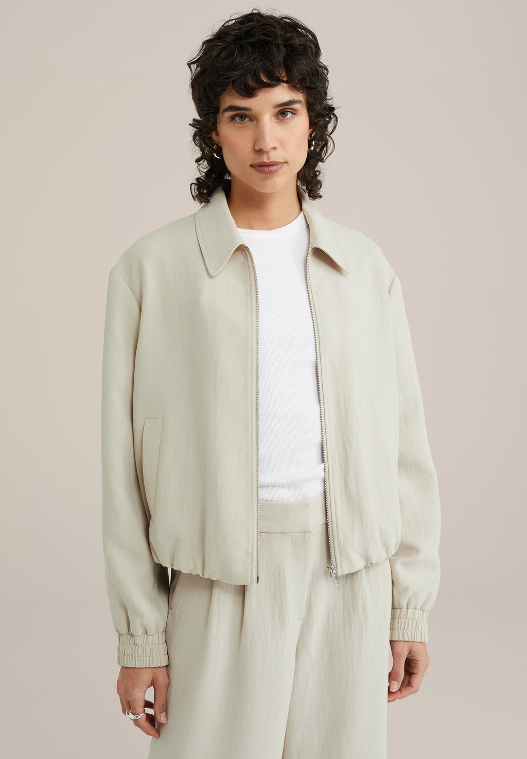 

Летняя куртка WE Fashion, бежевый