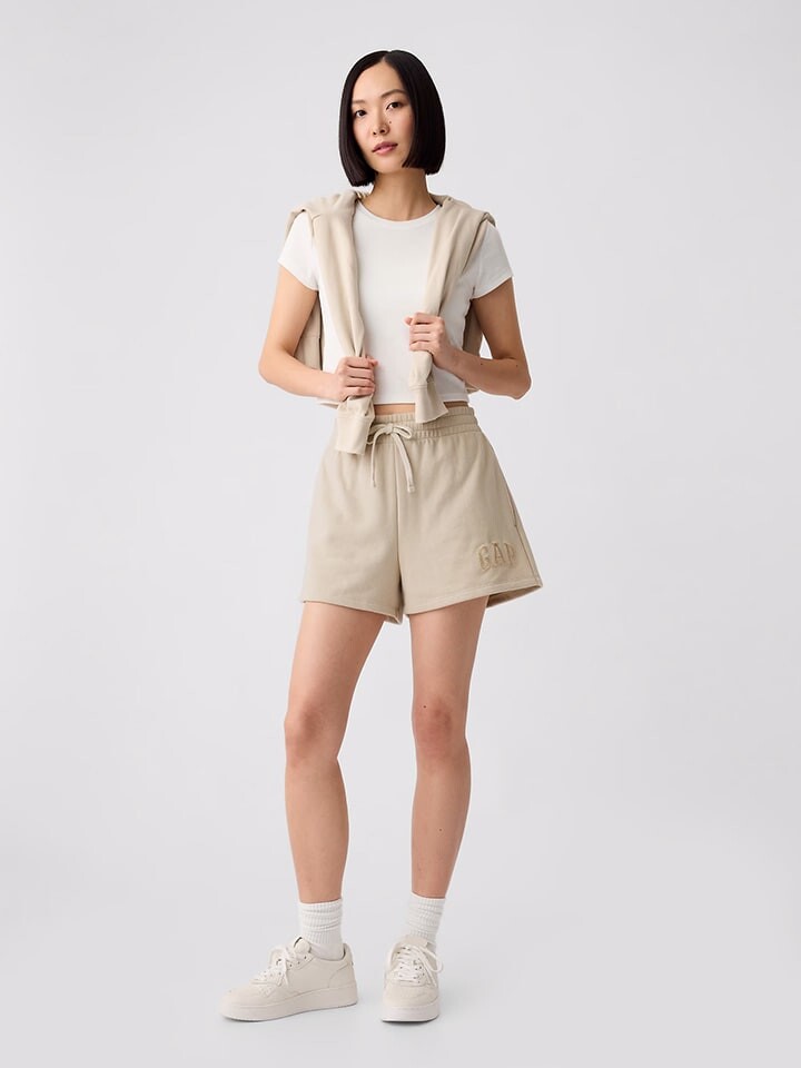 

Шорты GAP, бежевый
