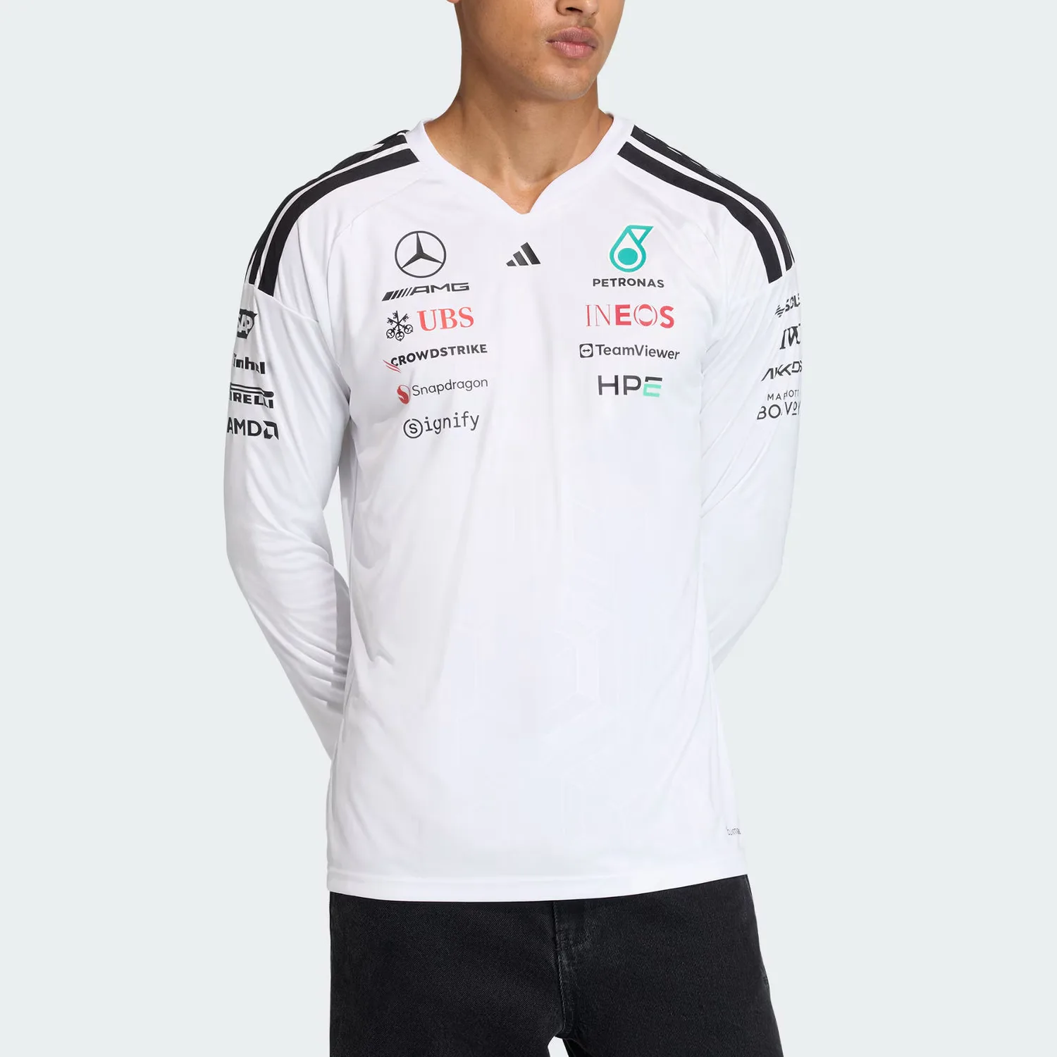 Футболка Mercedes AMG Petronas Formula 1 Team для мужчин, быстросохнущая Adidas, белый — фото 3
