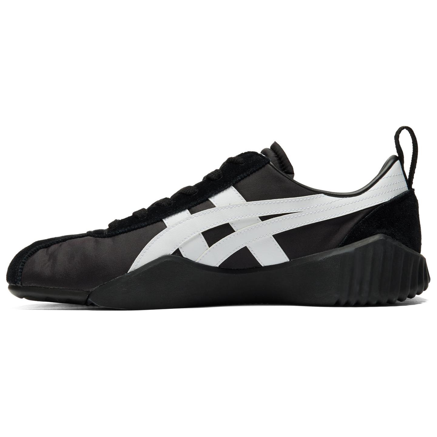 

Onitsuka Tiger Акромаунт 'Блэк Уайт' — черно-белый, цвет Black/White