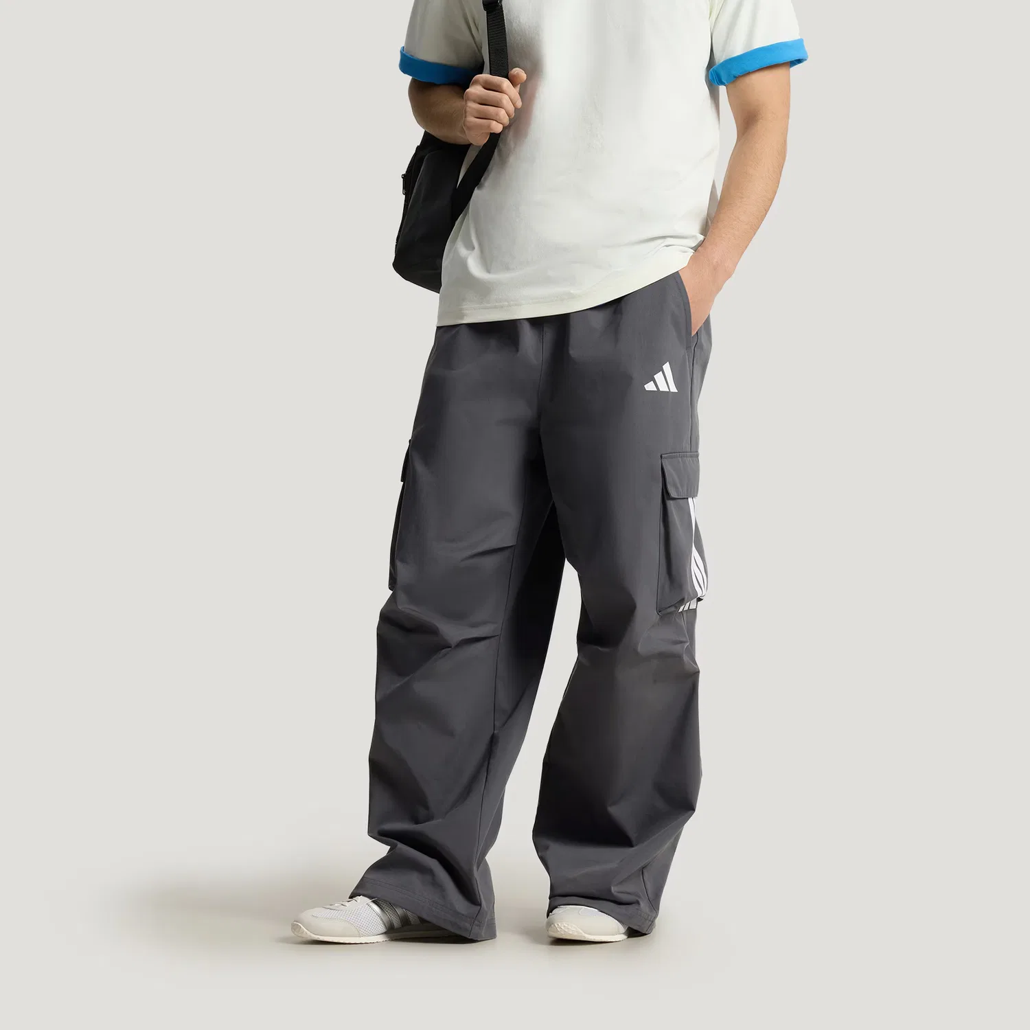 Брюки карго мужские темно-серые Moderate Adidas, Dark Gray — фото 4