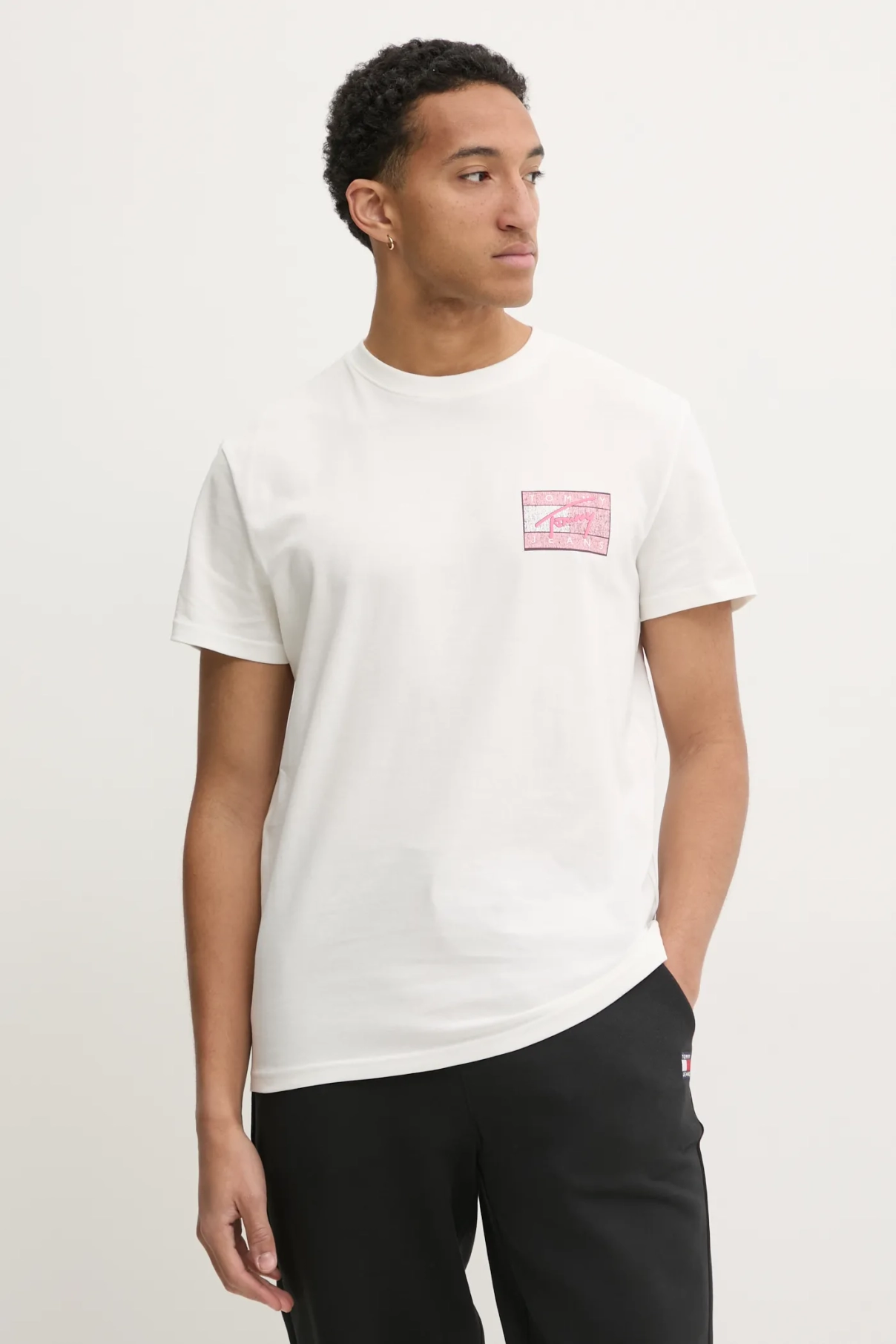 

Хлопковая футболка Tommy Jeans, бежевый