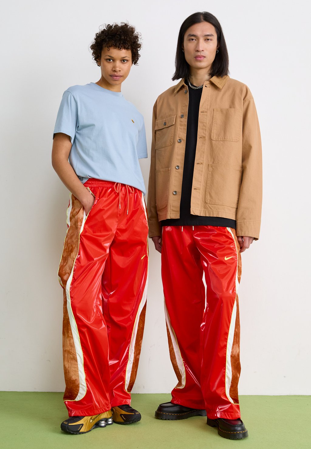 

Спортивные штаны FROG TRACK PANT UNISEX Nike Sportswear, красный