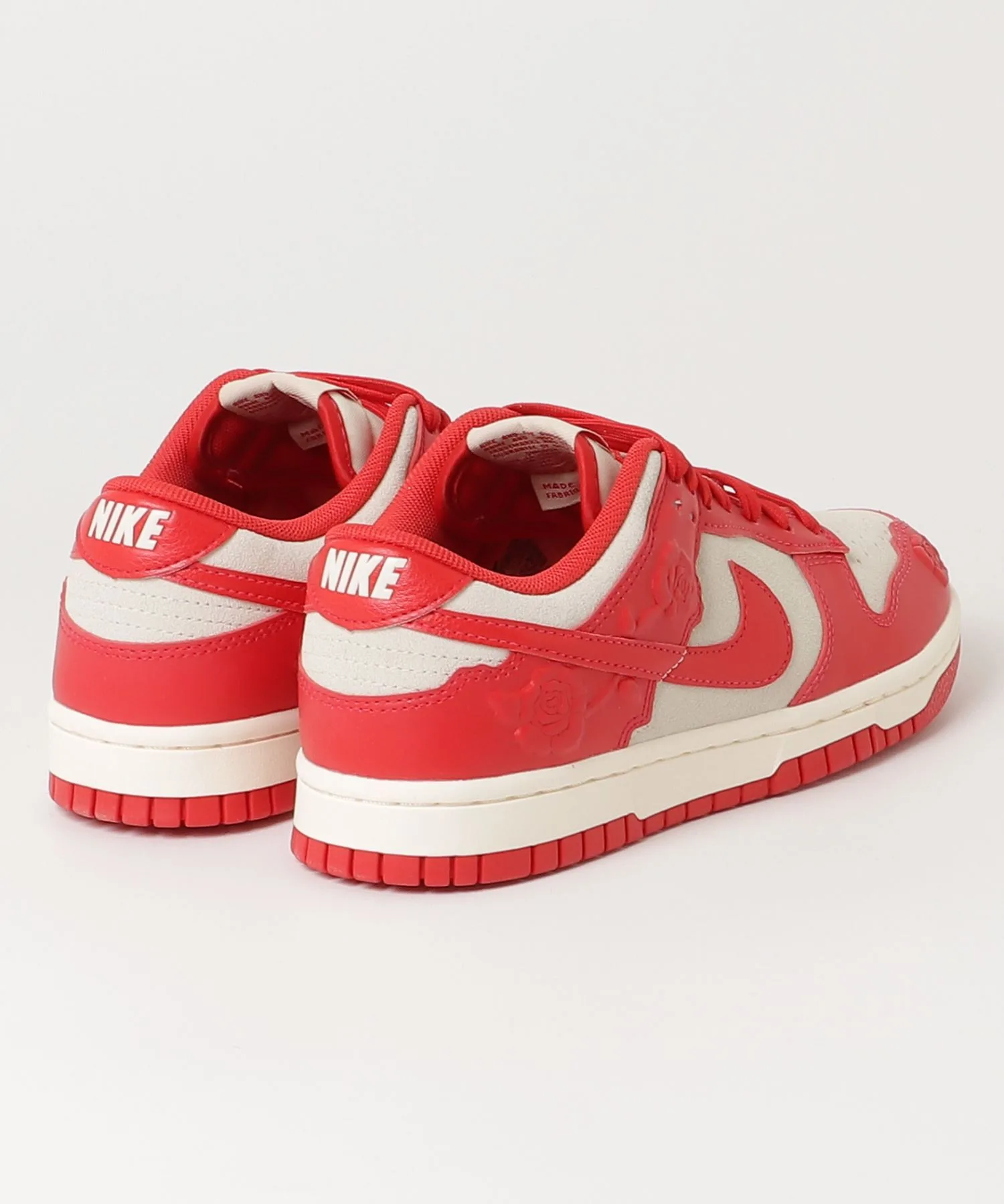 Женские кроссовки Nike WMNS DUNK LOW красные — фото 2