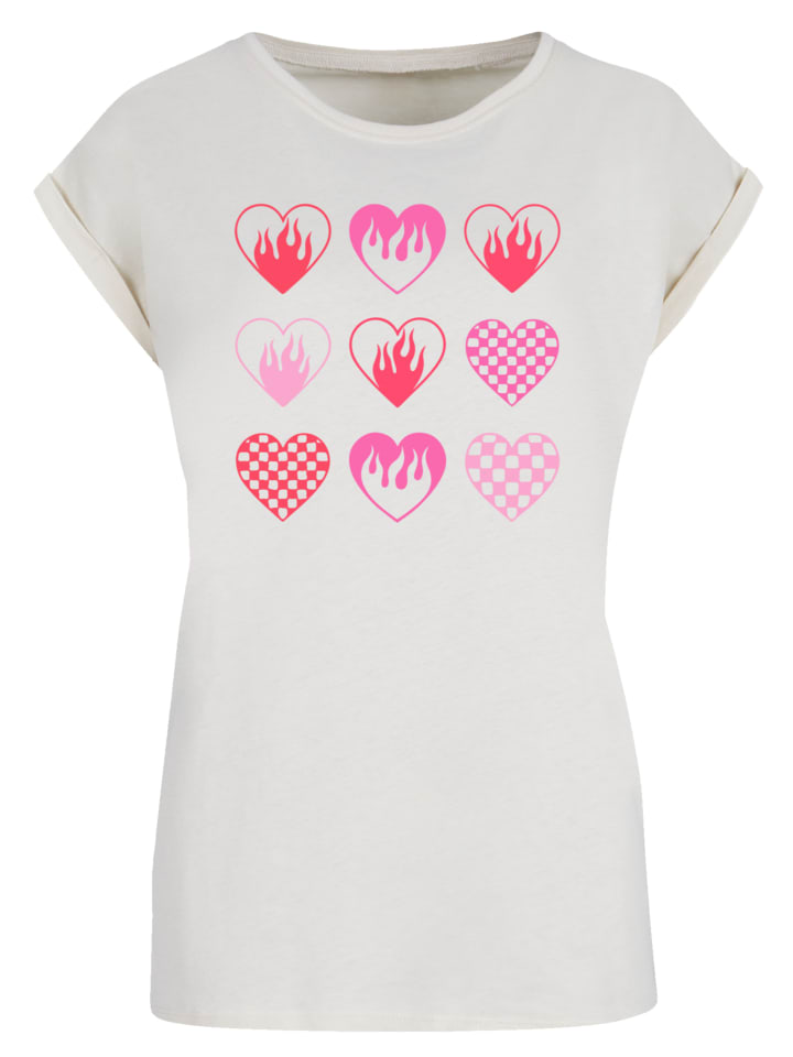 

Футболка к Международному женскому дню: Пламенные сердца на белом песке F4NT4STIC