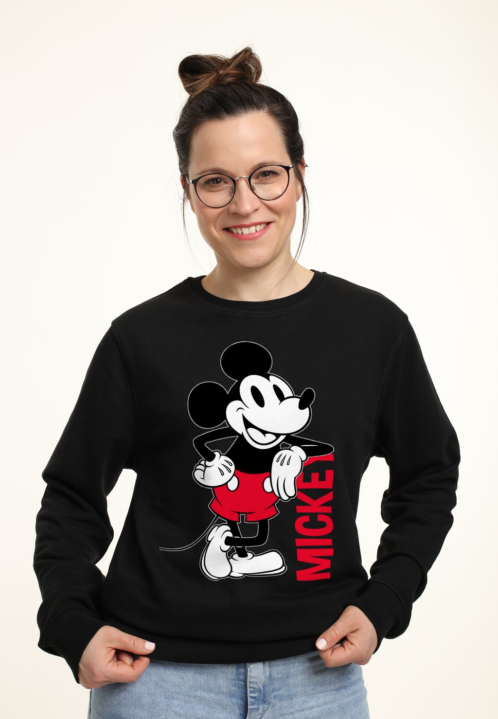 

Толстовка MICKEY MICKEY LEANING Disney, черный