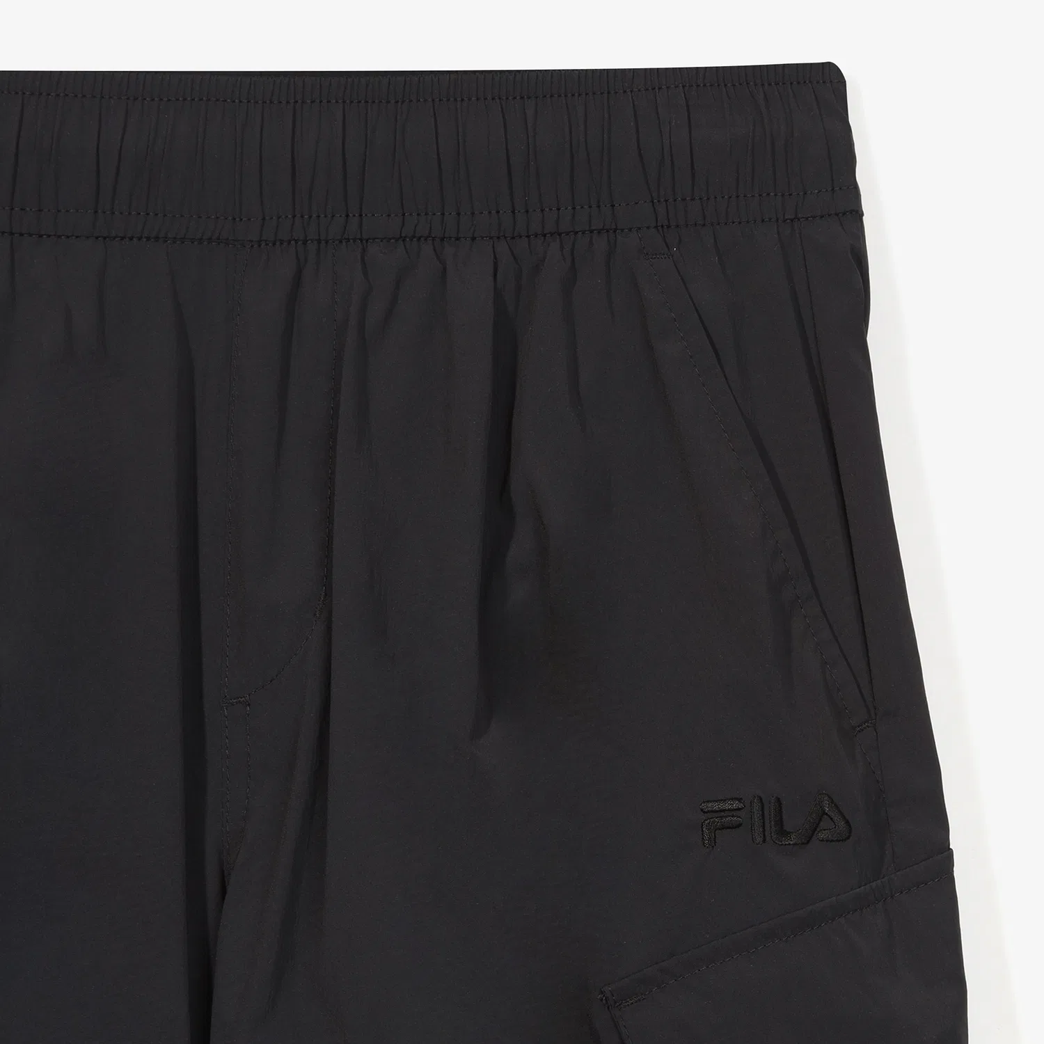 Детские лёгкие брюки карго чёрные от Fila Kids — фото 3