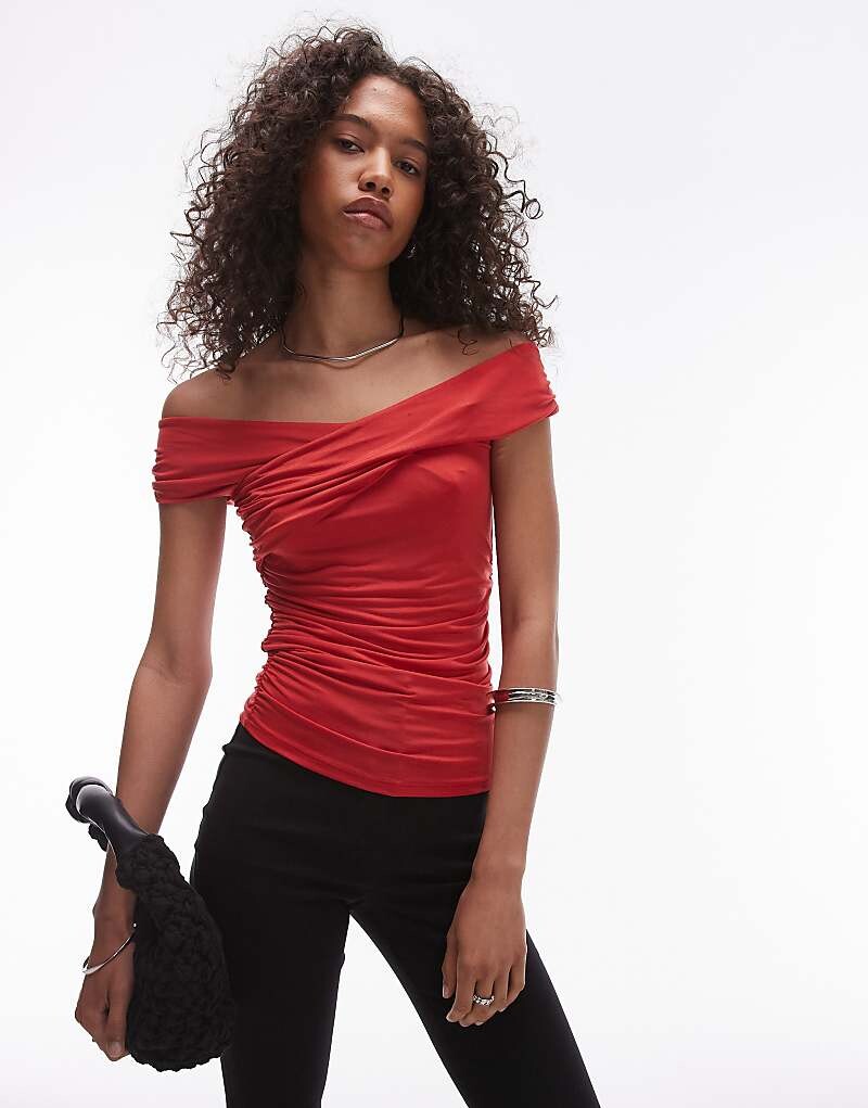 

Topshop – Красный топ с запахом Carmen
